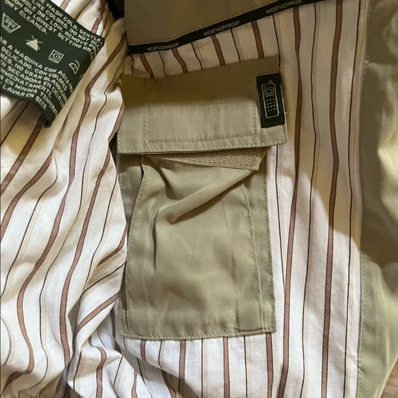 WeatherProof Golf Jacket! - Picture 4 of 7